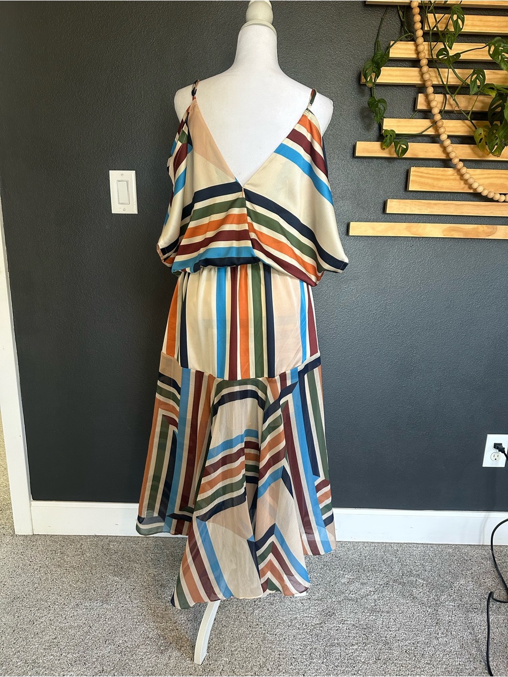 MISA Los Angeles Striped Cold Shoulder Maxi Dress Boho Resort Vacation - Picture 4 of 12